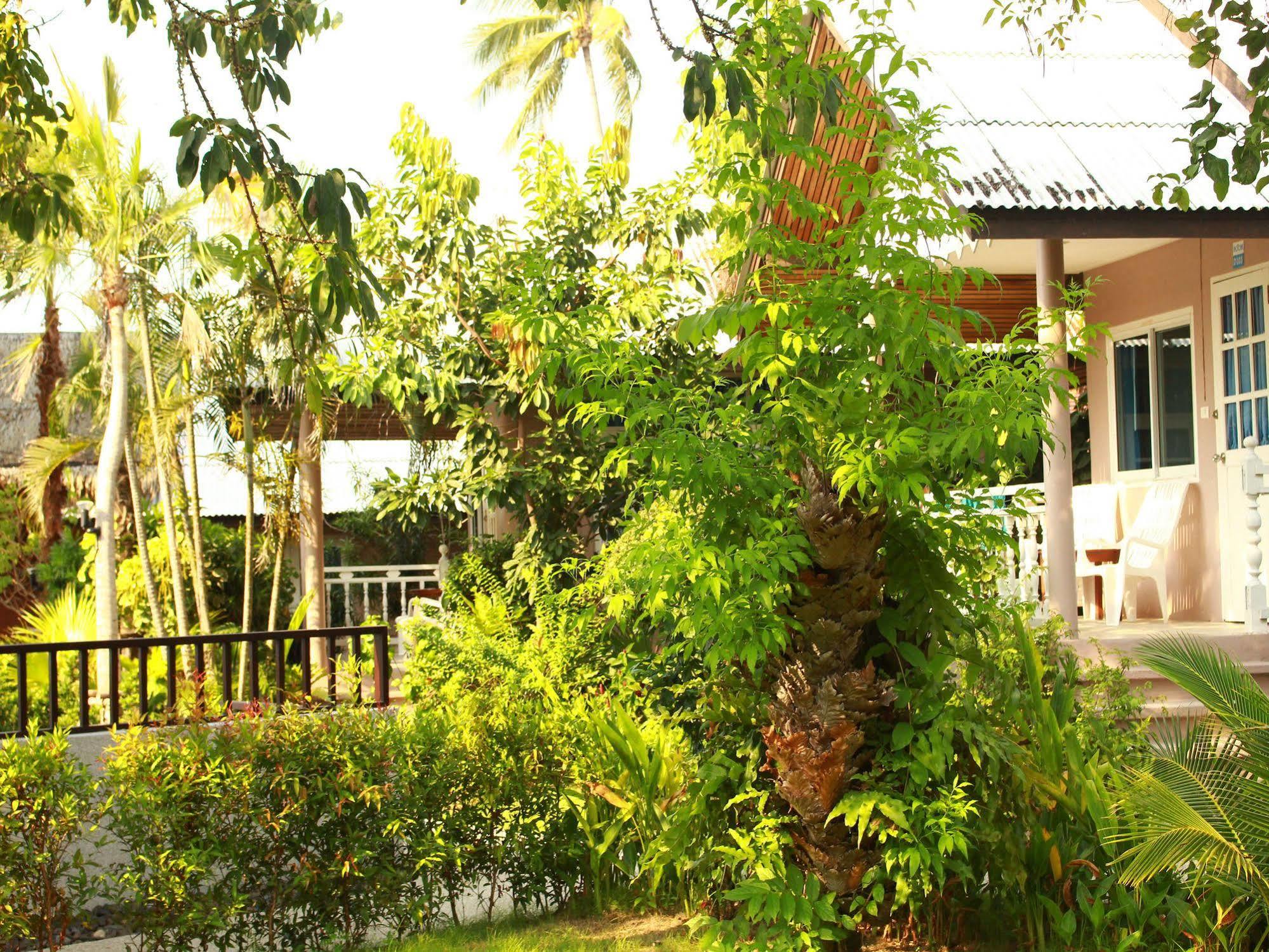 Bangrak Beach Club Bophut Buitenkant foto